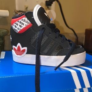 Baby shoes